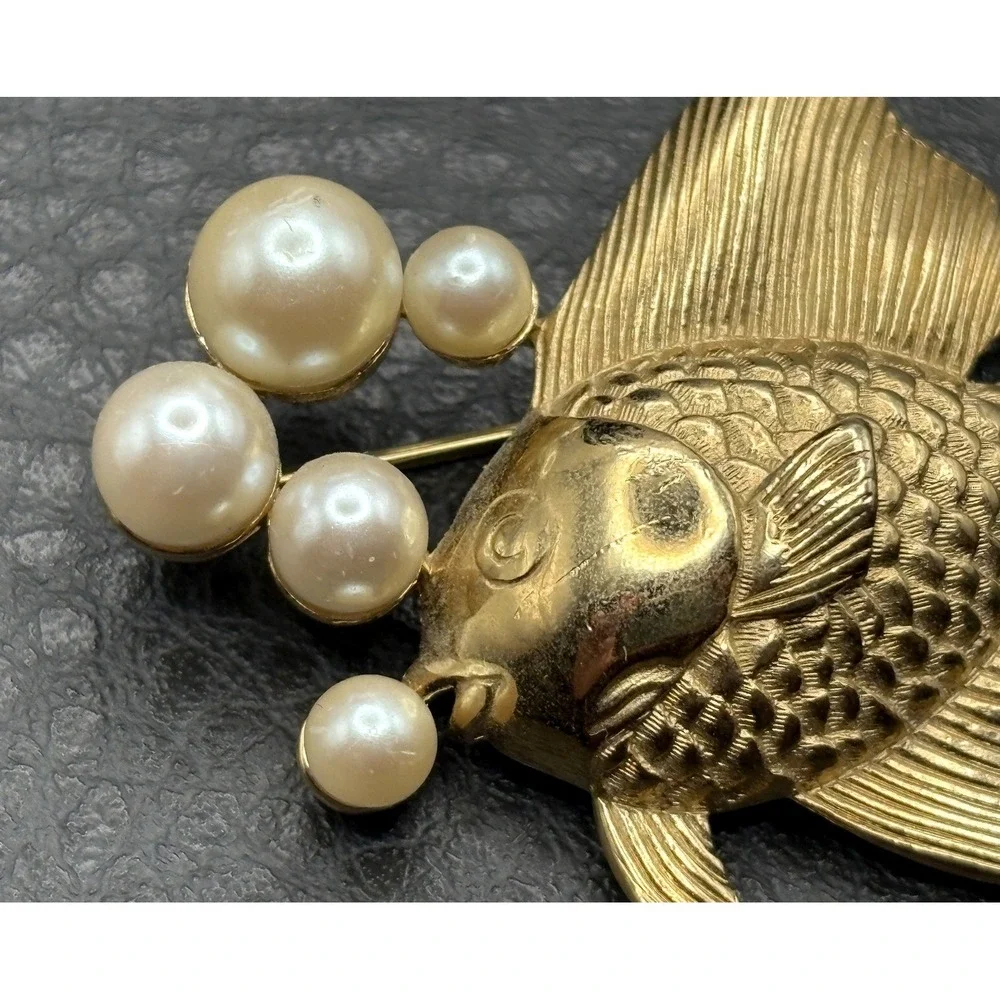 Vintage Fish Brooch Faux Pearl Bubbles Modernist Gold Tone Statement